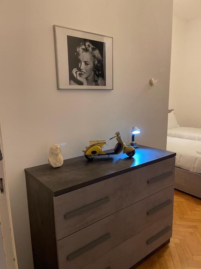 Appartamento City House Viale Murillo Milano Esterno foto